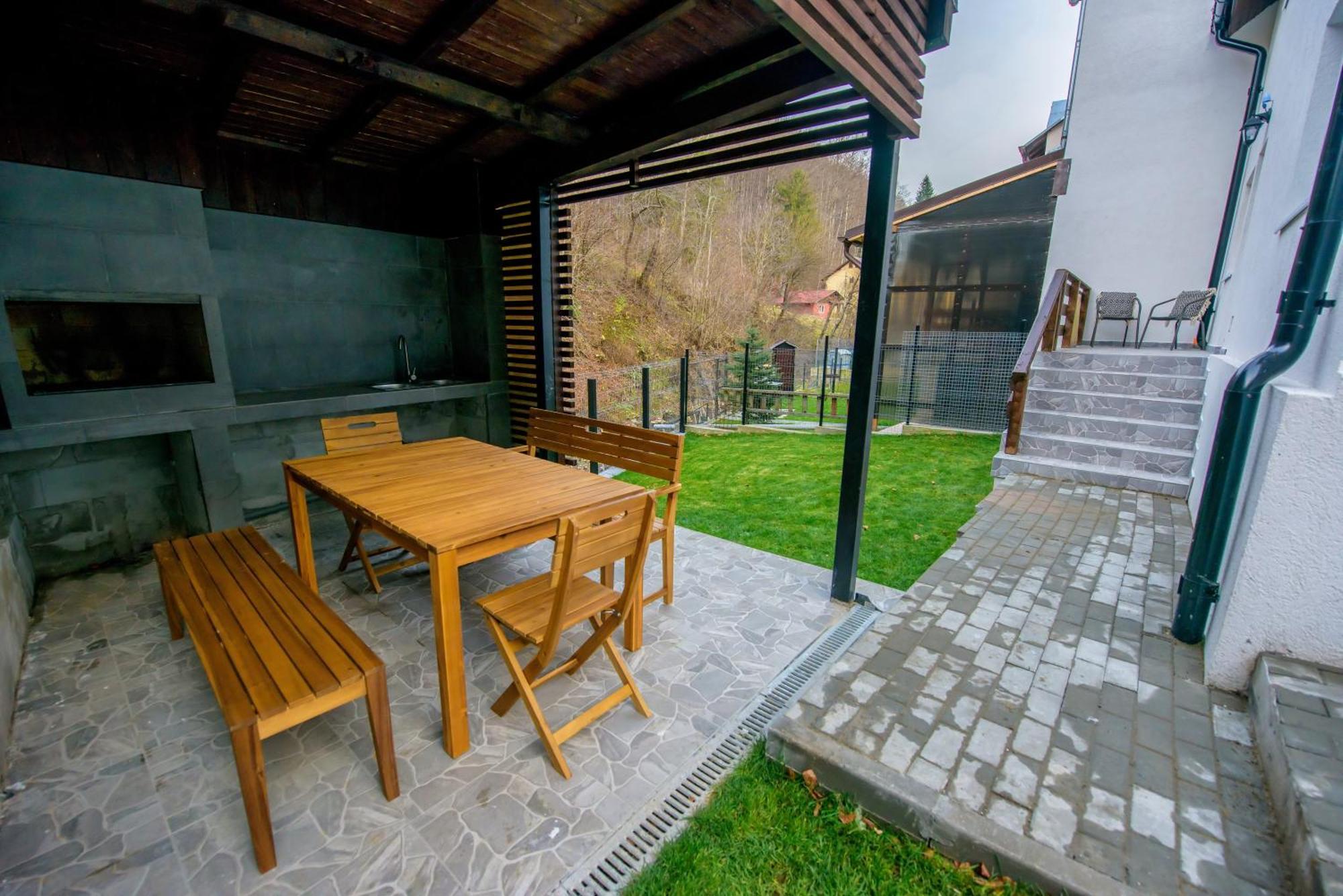 Vila Time Buşteni Esterno foto